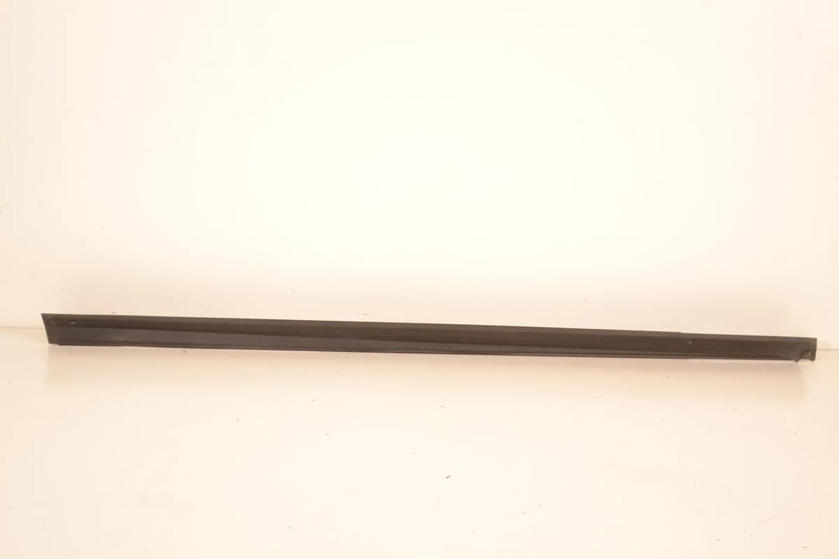 Toyota RAV4 Side Skirt Right 75850-42030 Hybrid LE+ 2.5 2019 RHD 16027033