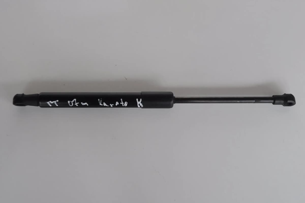 AUDI TT 2.0 TFSI 2007 RHD Bonnet Hood Gas Strut Left Side 8J0823359 1647069