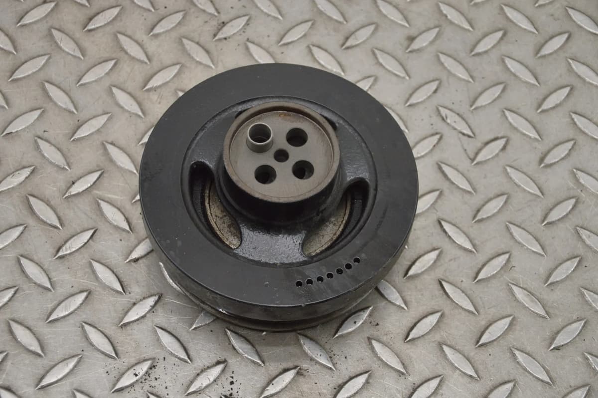 Mercedes W212 Crankshaft Pulley a6510351212 E220CDI 2014 RHD 16880794