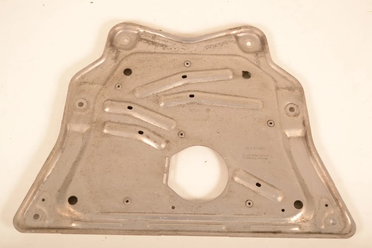 BMW X6 F16, F86 2016 Engine Cover 6853814