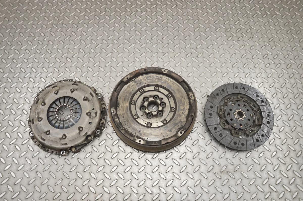 Peugeot RCZ Clutch Kit With Flywheel 9685772180 1.6 16V 2010 RHD 17864534