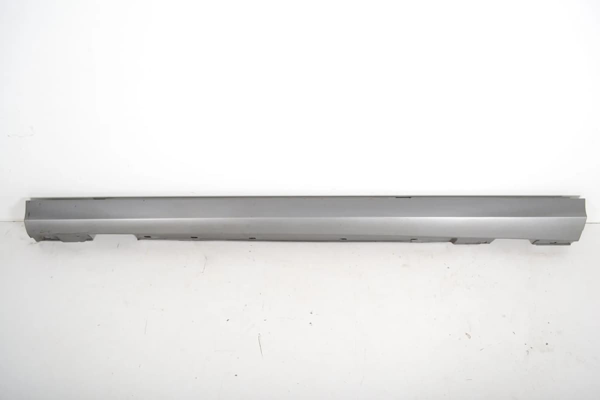 Mercedes W204 Side Skirt Panel Left A2046900340 C220CDI 2012 RHD 17925219