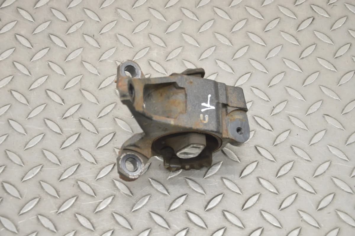 Mazda 3 Engine Mount Left BM 2.2 D 2015 RHD 18083589