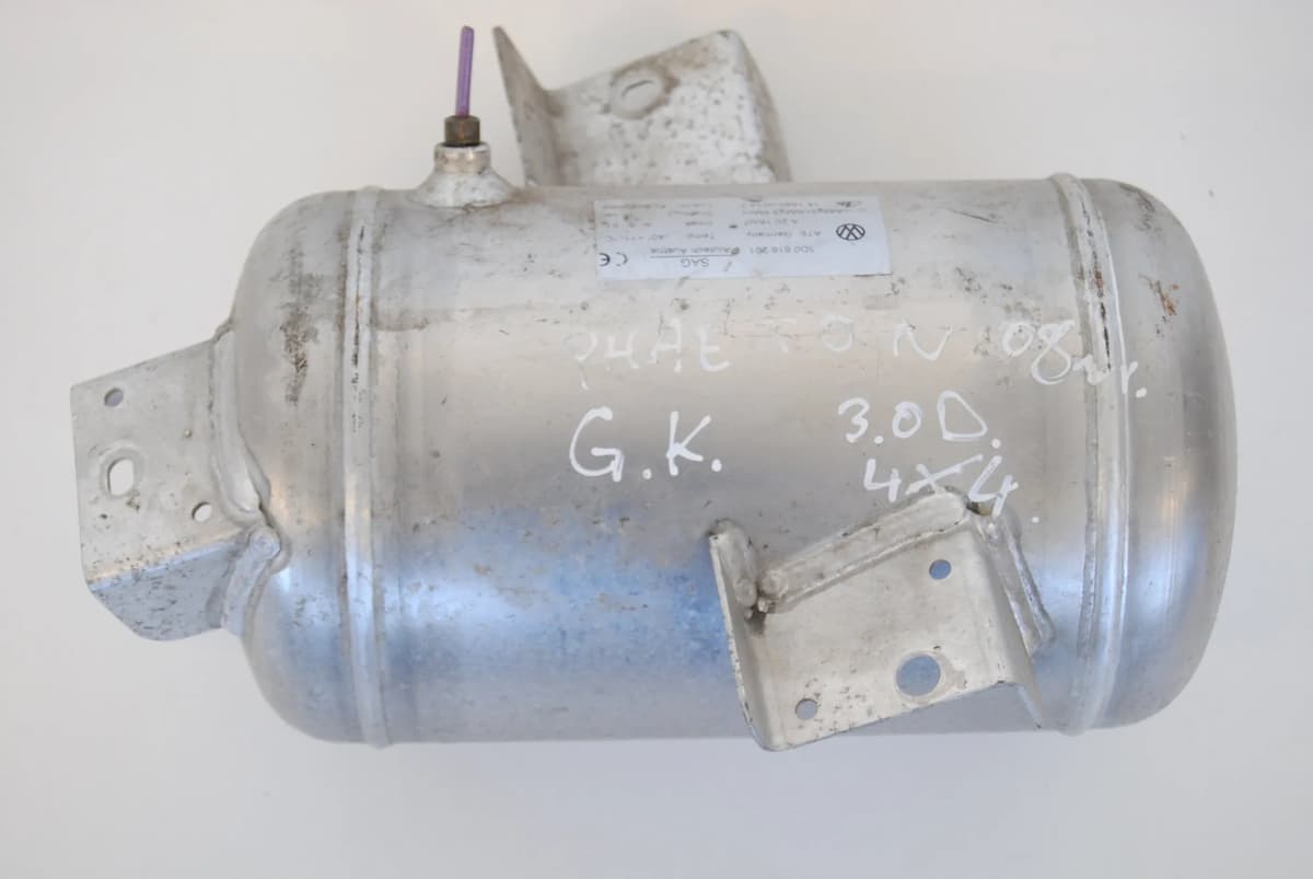 VW PHAETON 3.0 TDI 2008 RHD Air Suspension Pressure Tank 3D0616201 1824997