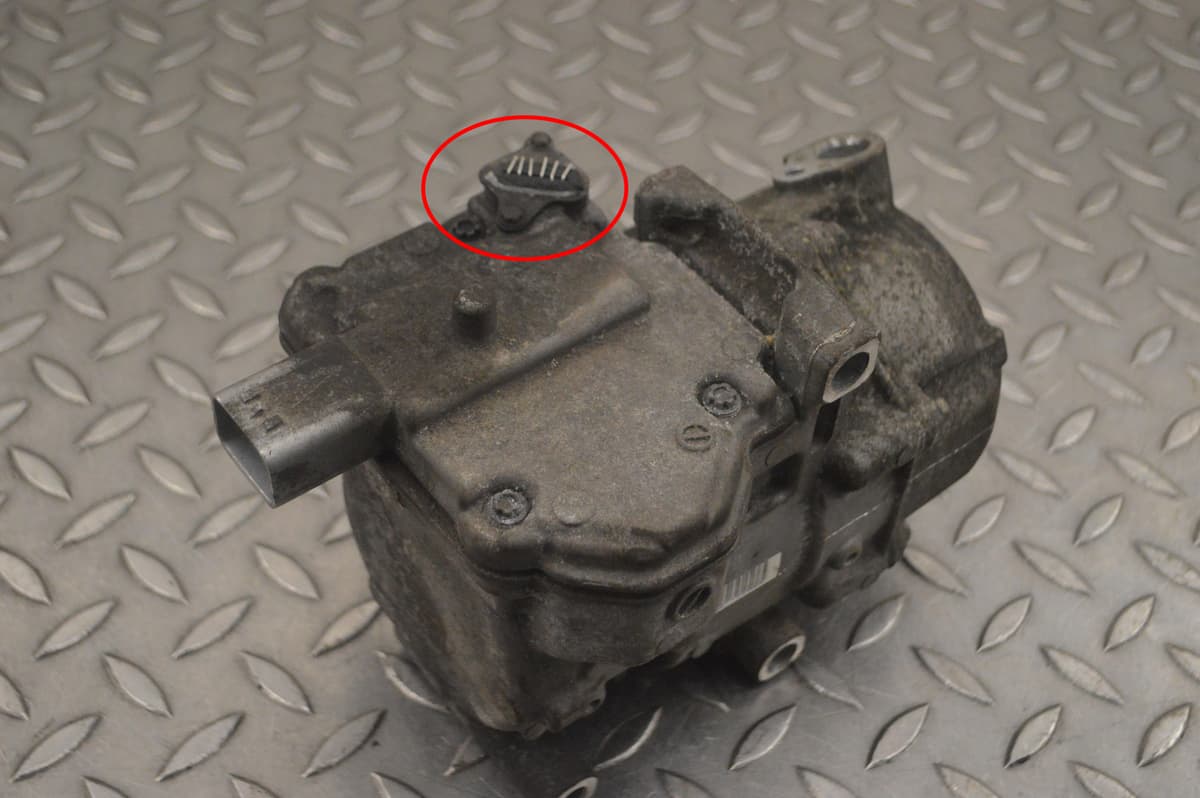 Toyota Prius A/C Compressor Pump ES2-101585 1.8 H 2012 RHD 18262686