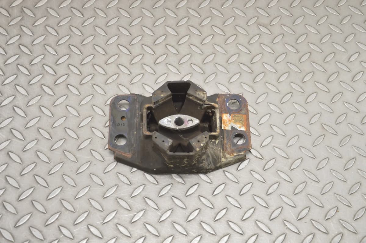 Ford Mondeo Engine Mount Left 1.5 TDCi 2016 RHD 18802163