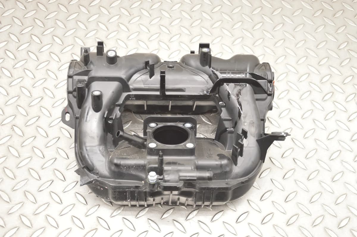 Toyota Corolla Intake Manifold 17120-0T180 E21 1.8 H 2021 RHD 20211049