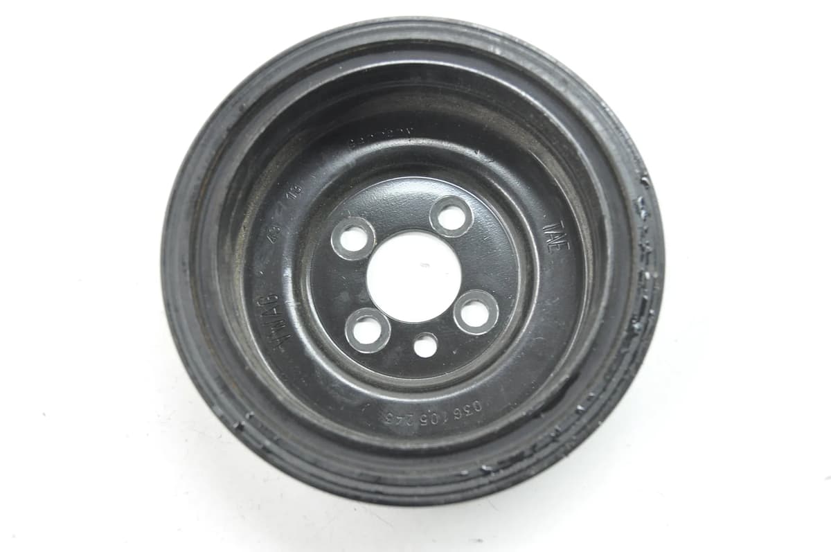 Audi A3 8V 2.0 TDI 2014 LHD Crankshaft Pulley 03G10543 2063227