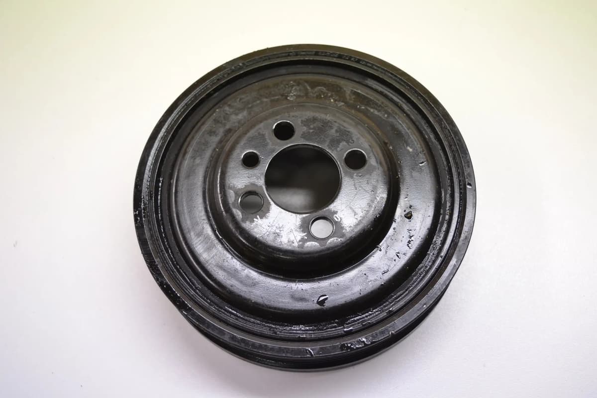 VW Jetta 2.0 TDI 2015 LHD CUUB Engine Crankshaft Pulley 03G105243 2066417