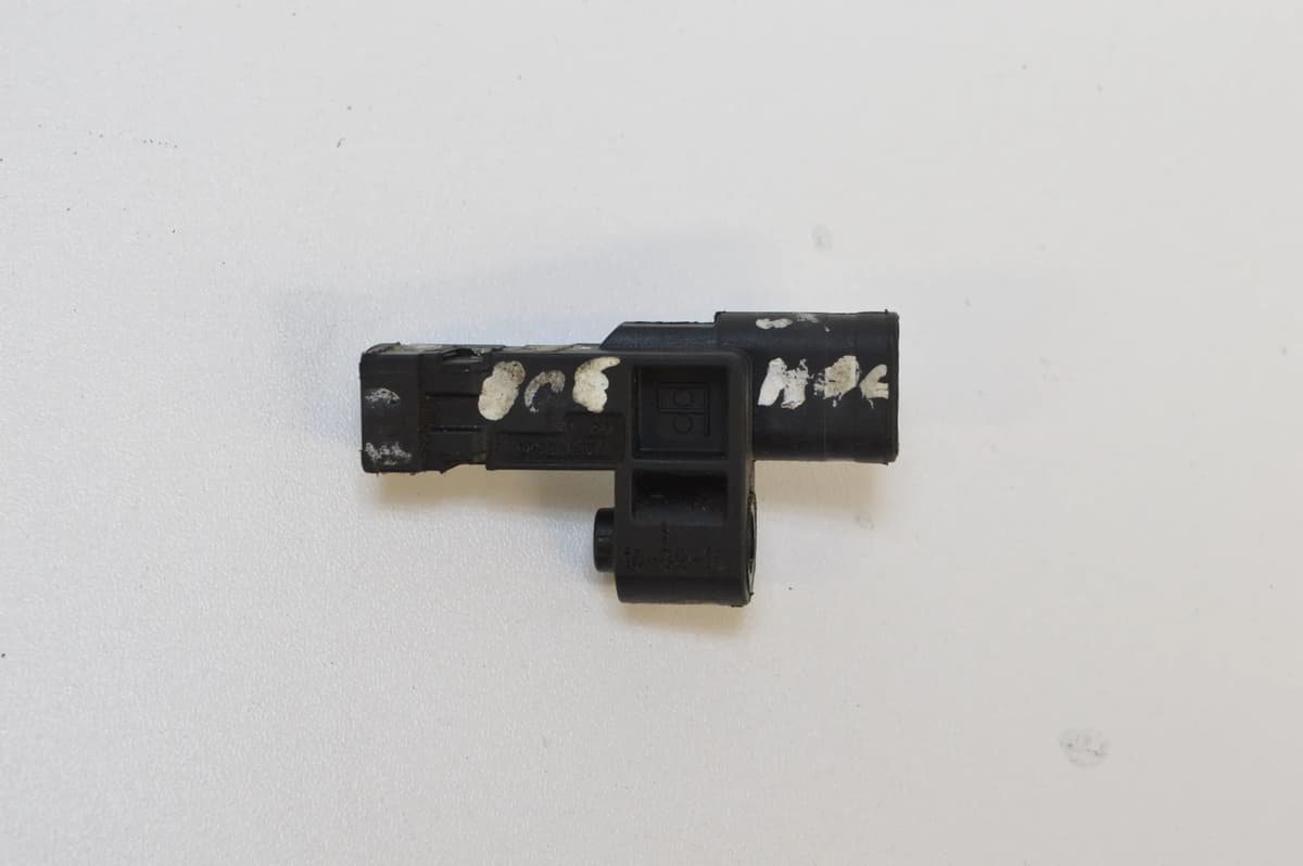 Peugeot 207 1.4 2007 RHD Crankshaft Position Sensor V756175380 2115620