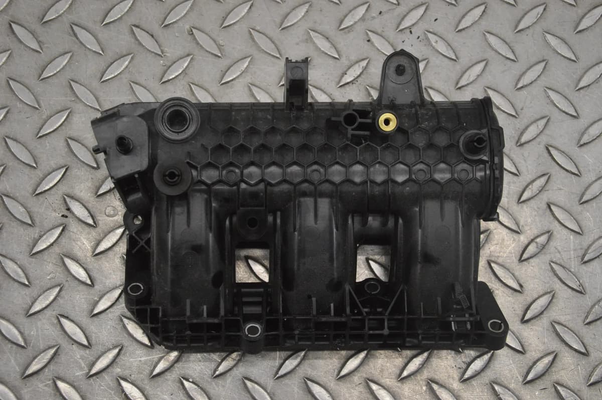 Peugeot 208 Intake Manifold 9015802 1.2 2022 RHD 21460798