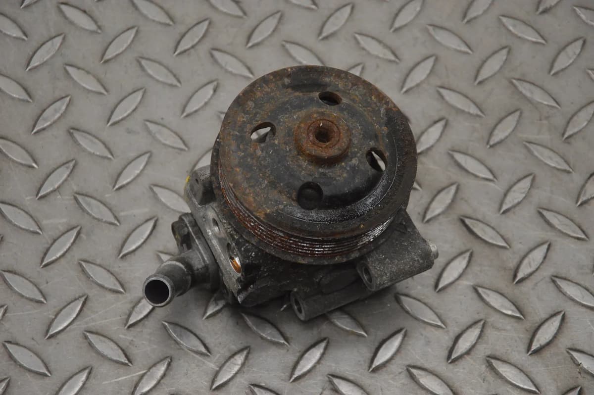 Jaguar XJ Power Steering Pump 9X23-3A696-AA X351 3.0 D 2011 RHD 21604510