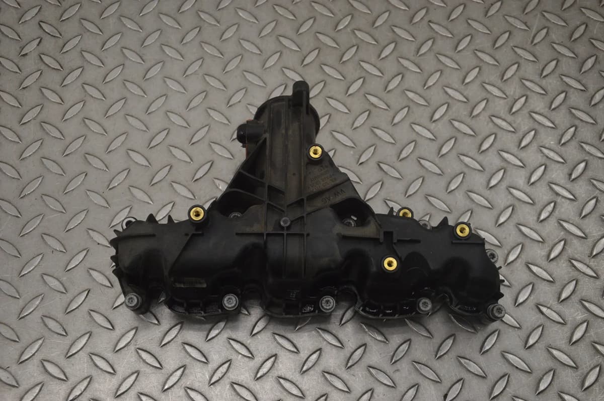 VW Passat CC Intake Manifold 03L129711AN 2.0 TDI 2014 21671981