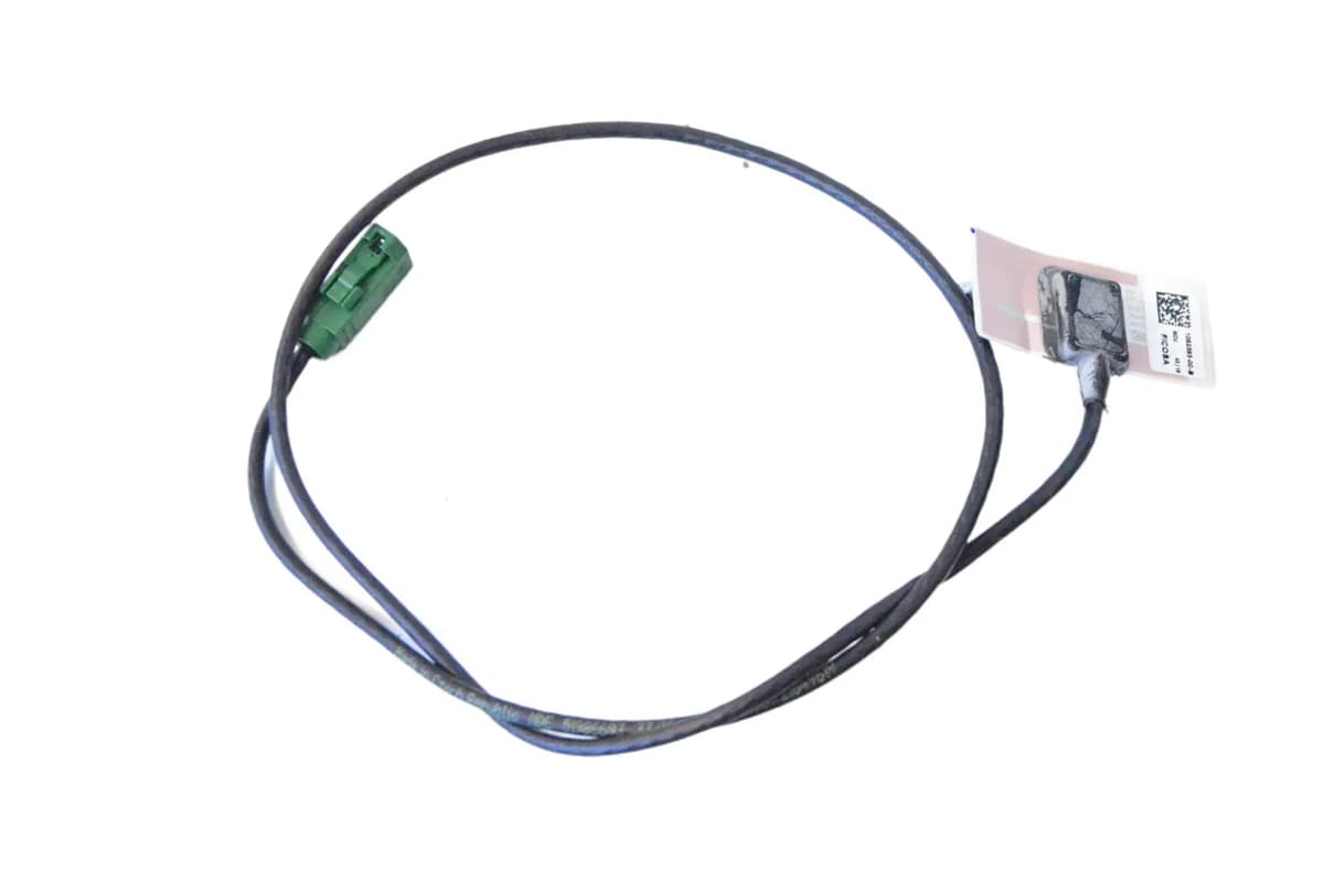 Tesla Model S Bluetooth Antenna 1052393-00-B 75D 2017 RHD 21848014