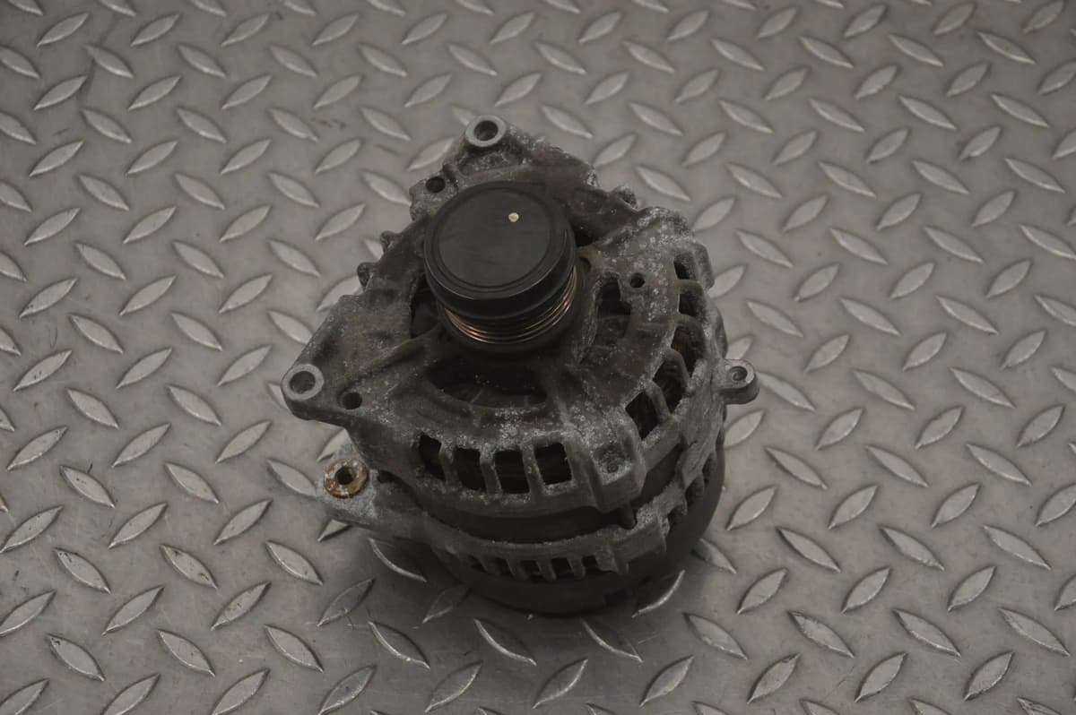 Mercedes A45 AMG Alternator A0009060803 W176 2014 RHD 21927279