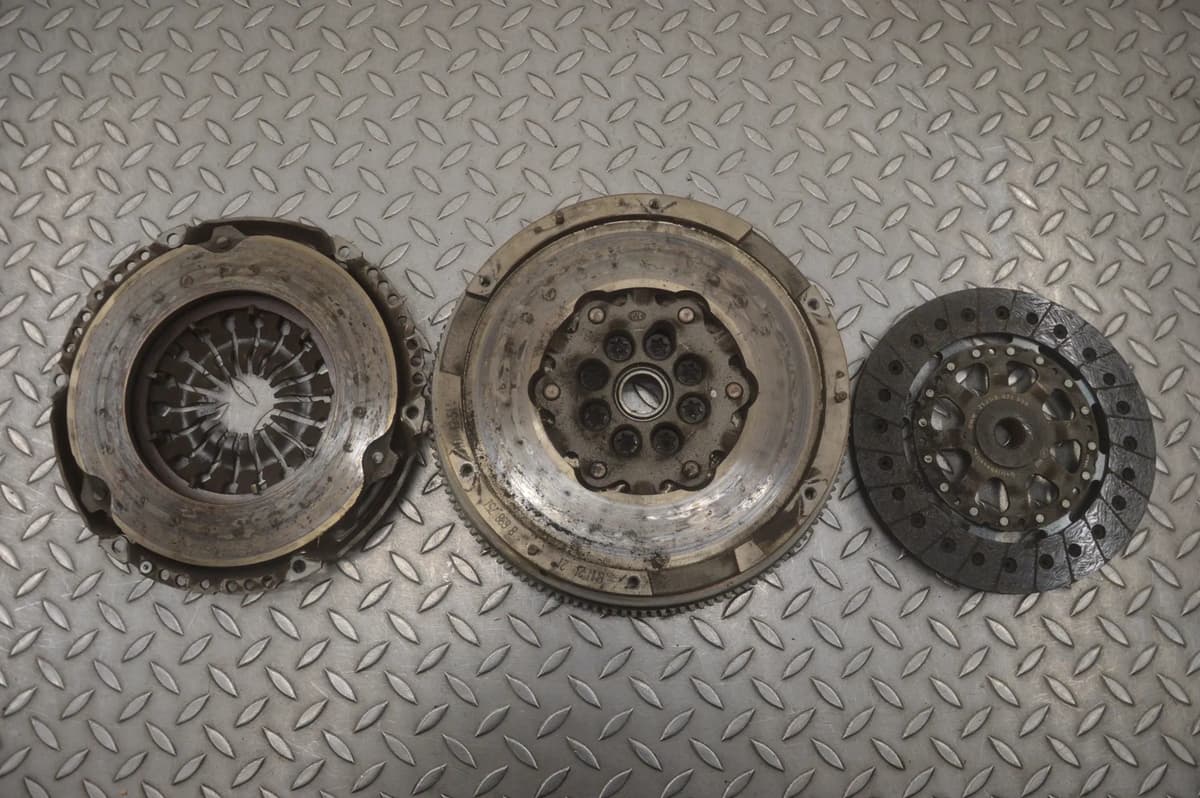 BMW F44 Clutch Kit Flywheel 8671939 218i 2020 RHD 22789060