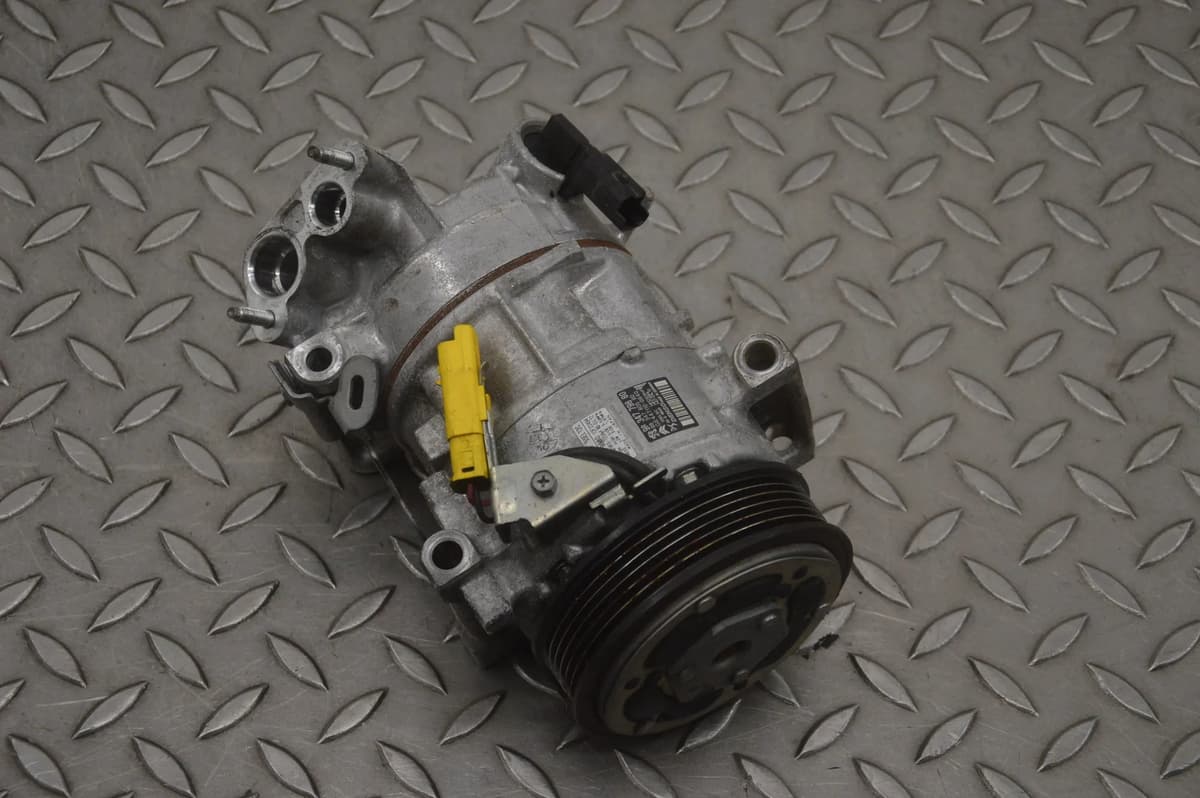 Opel Crossland X A/C Compressor Pump 9834779880 1.2 2023 RHD 22977956