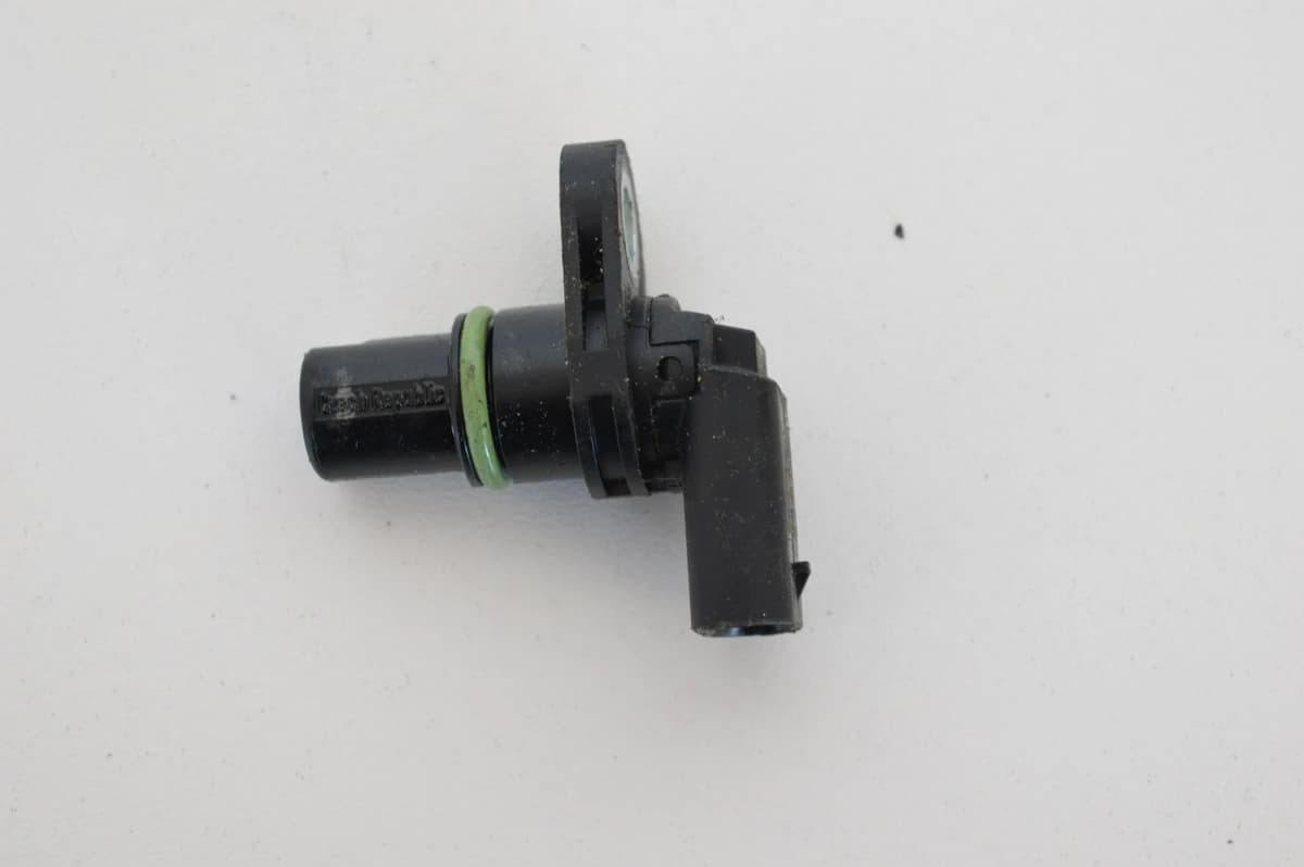 Audi A1 Camshaft Position Sensor 04C907601A 1.4 TFSI 2016 LHD 2338386