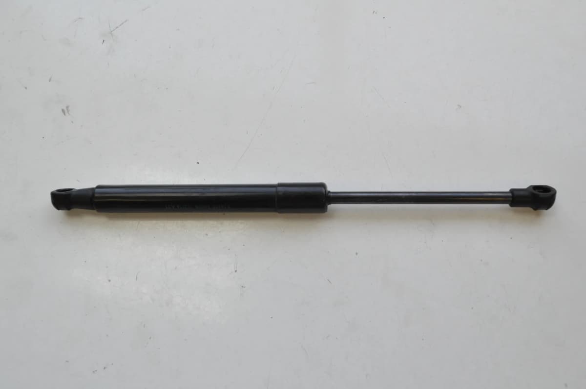 Audi A1 Bonnet Gas Strut Left 8X0823359 8X 1.4 TFSI 2016 LHD 2338819