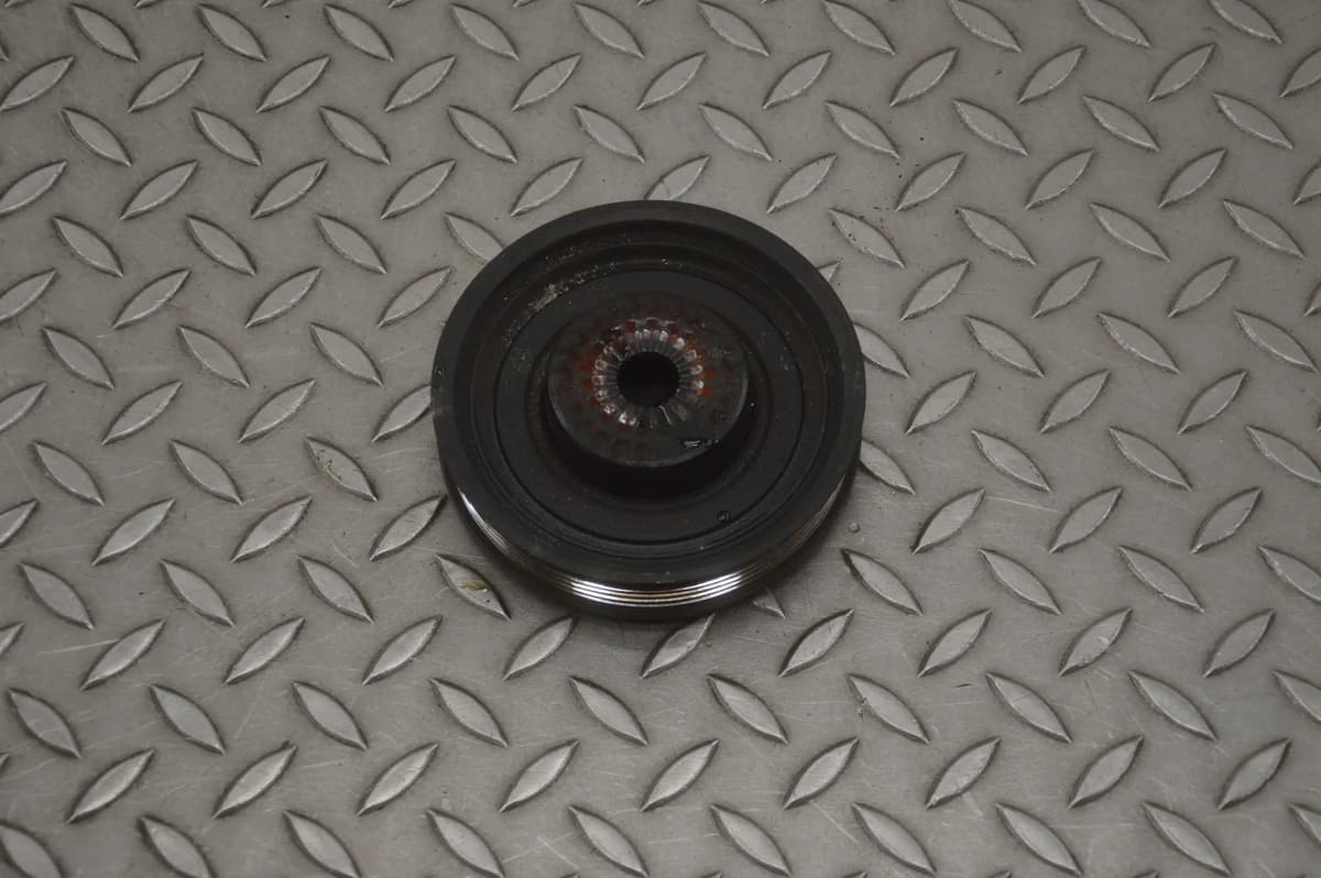 VW Polo Crankshaft Pulley 04C105243D 6R 1.2 TSI 2014 23418337