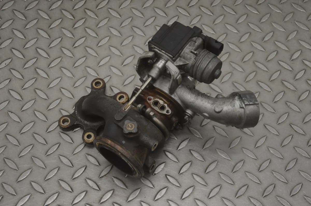 VW Polo Turbocharger 66kW 04E145704T 6R 1.2 TSI 2014 23418342