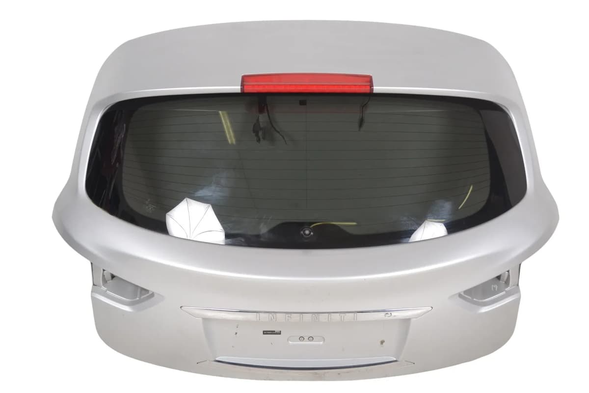 Infiniti FX30d Tailgate Brilliant Silver K23 2012 RHD 23861105