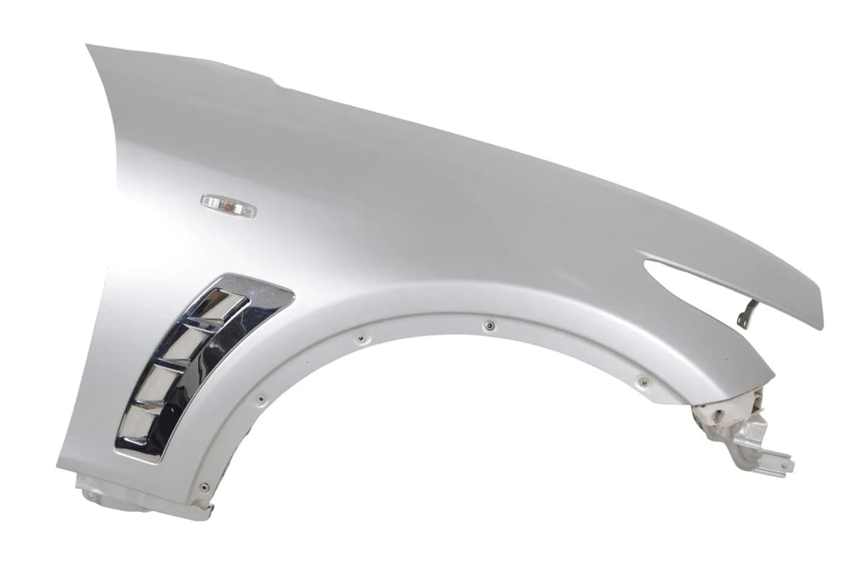 Infiniti FX30d Wing Fender Front Right Brilliant Silver K23 2012 RHD 23861422
