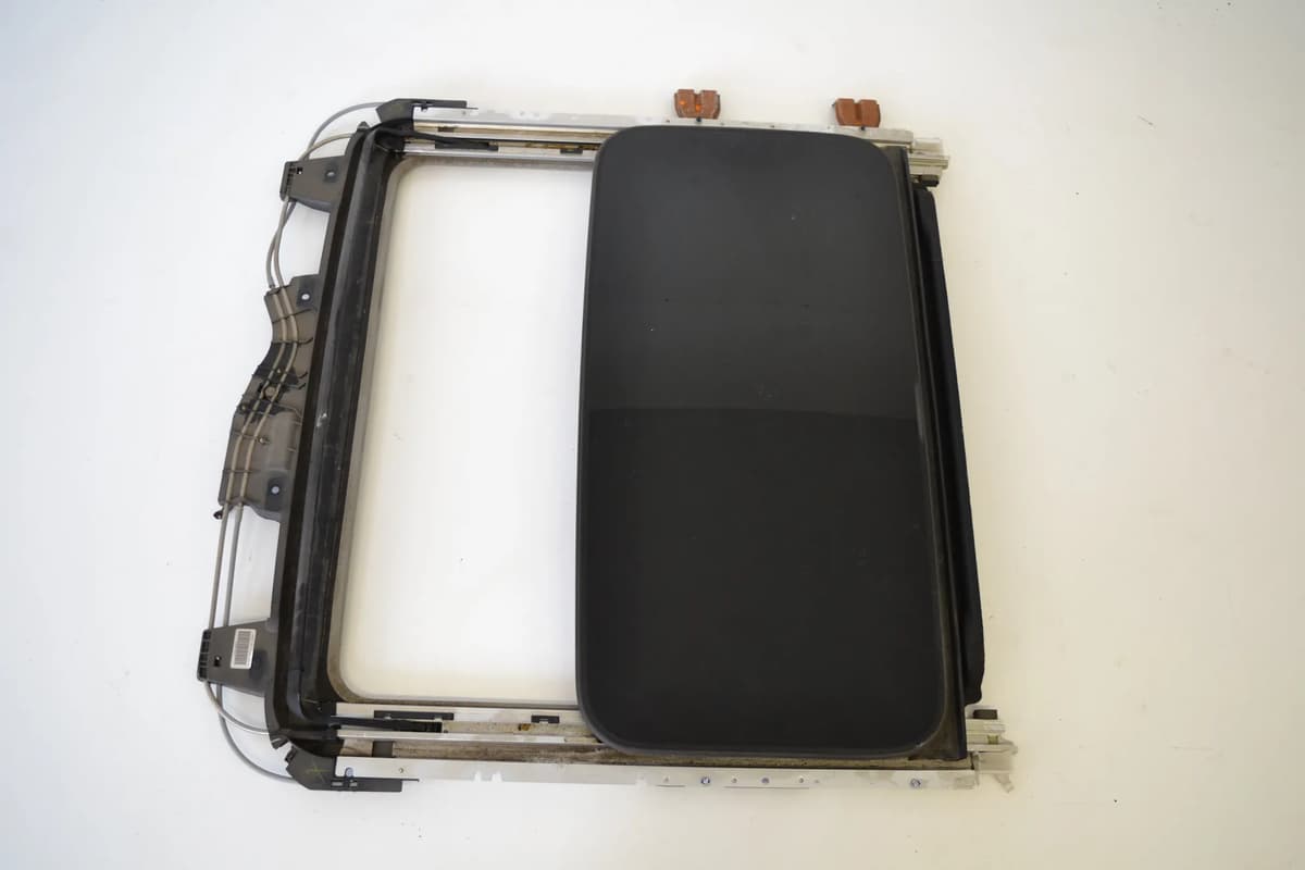 NISSAN NP300 NAVARA D40 2010 Sunroof 91205-EB203
