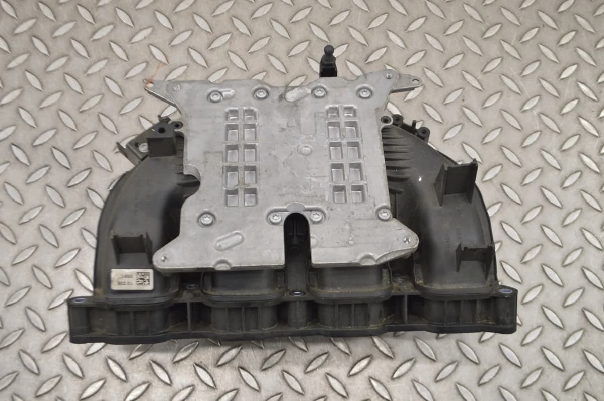 BMW F30 Intake Manifold 7588126 328i 2015 RHD 2406650