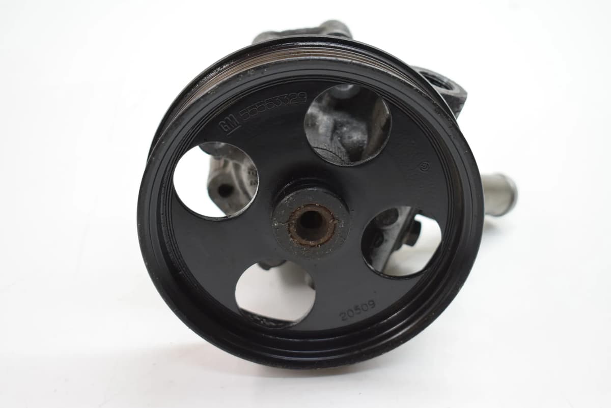 OPEL INSIGNIA A Sedan G09 2009 Power Steering Pump 13273784