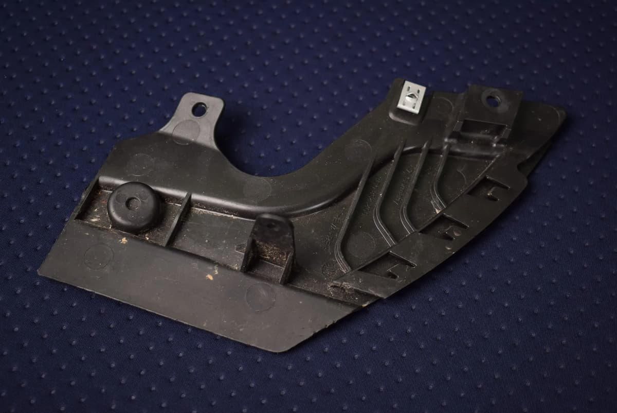 VW PASSAT Variant B8 3G5 2015 Rear Left Mudguard 3G0854855