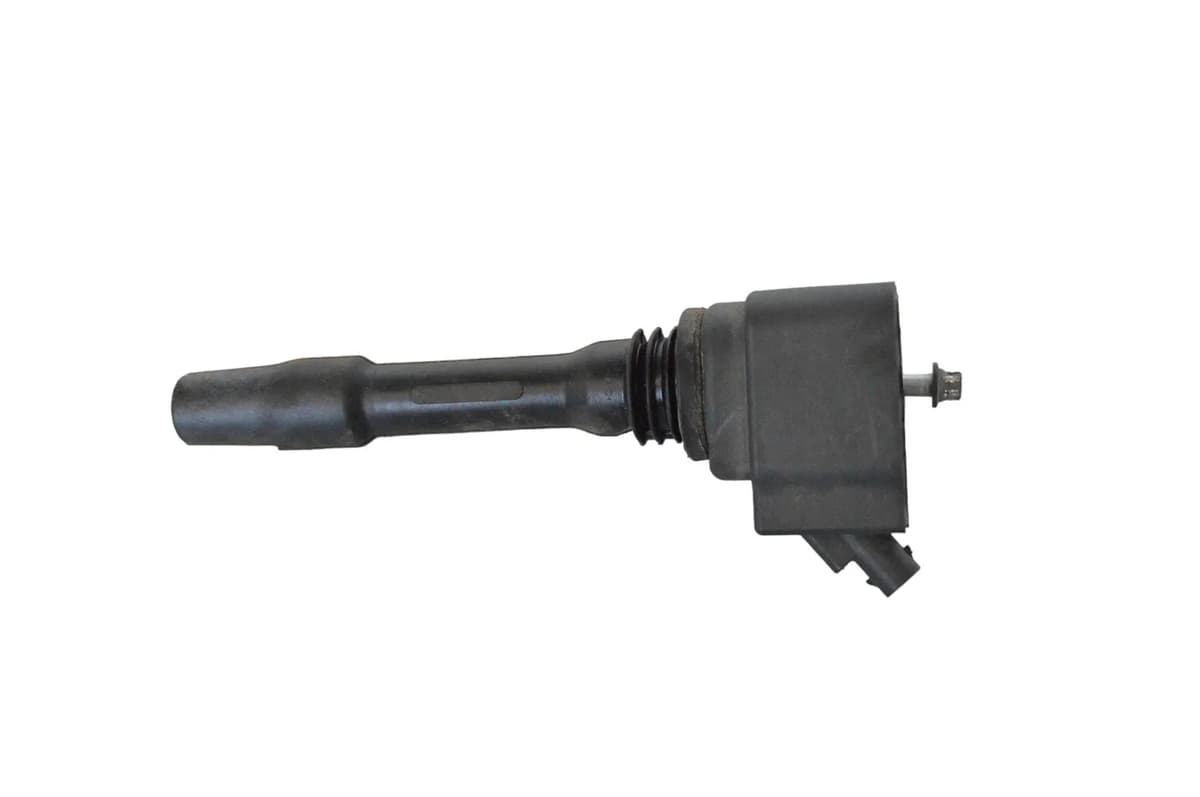 BMW F32 Ignition Coil 8643360 440i 2019 LHD 24400348
