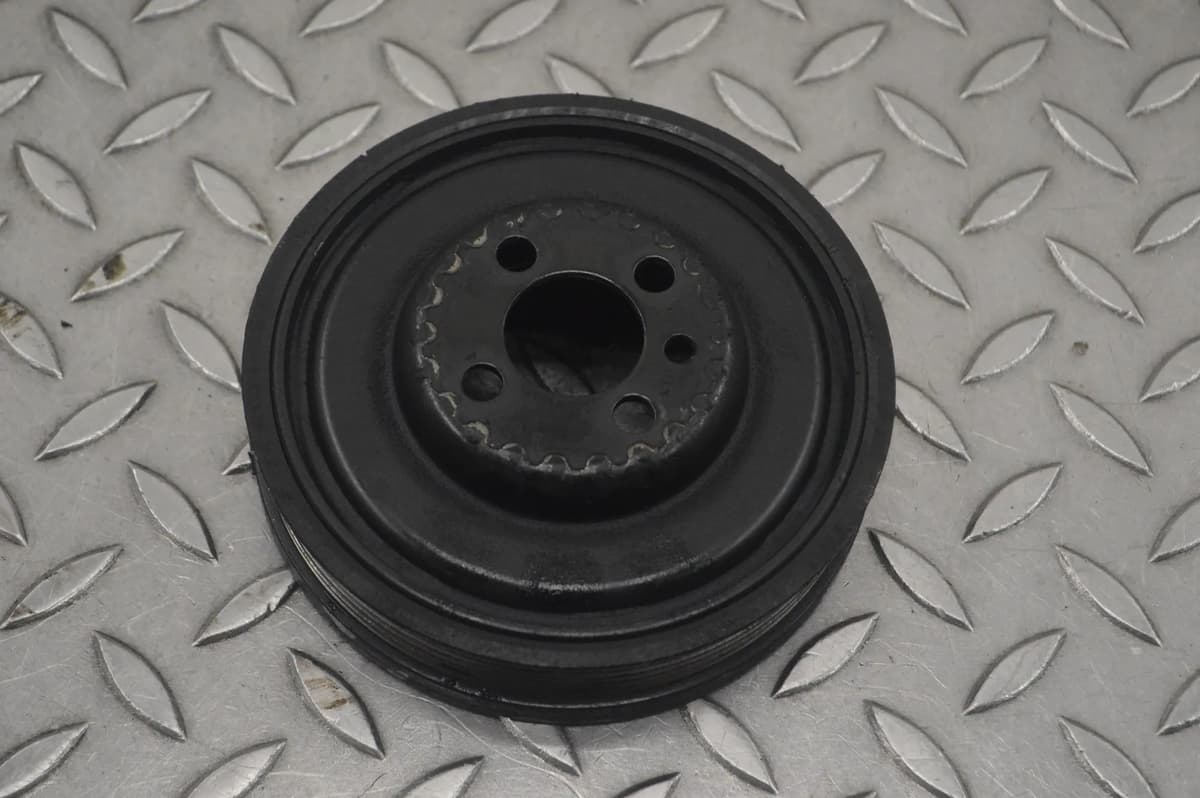 VW Polo Crankshaft Pulley 038105243M 6R 1.6 TDI 2015 24895999