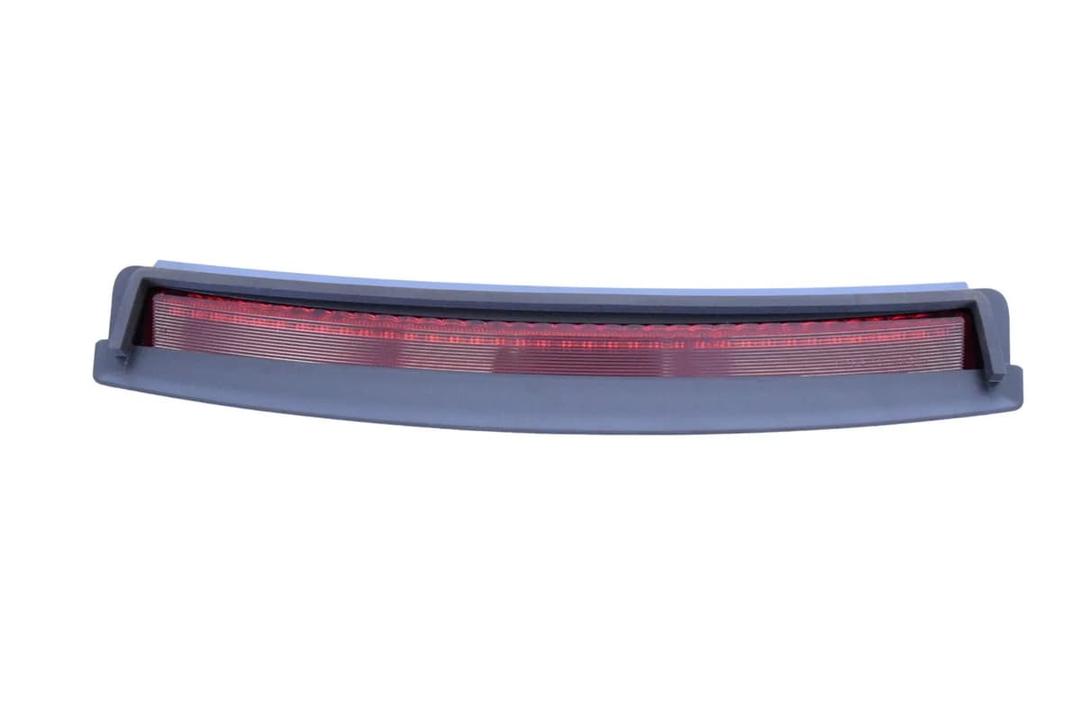 Tesla Model 3 Brake Light Rear Additional 1615202-00-A 2023 RHD 24927190
