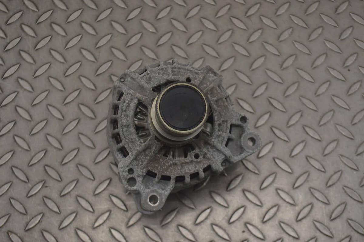 VW Golf Alternator 05E903027B mk8 1.5 TSI 2022 RHD 25294737