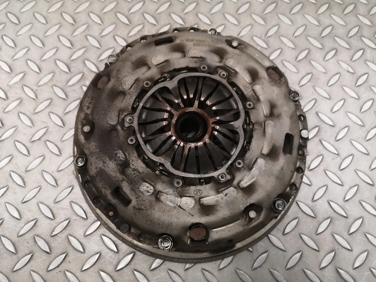 Mitsubishi Outlander Clutch Kit 9663169680 2.2 Di-D 2015 RHD 25398956