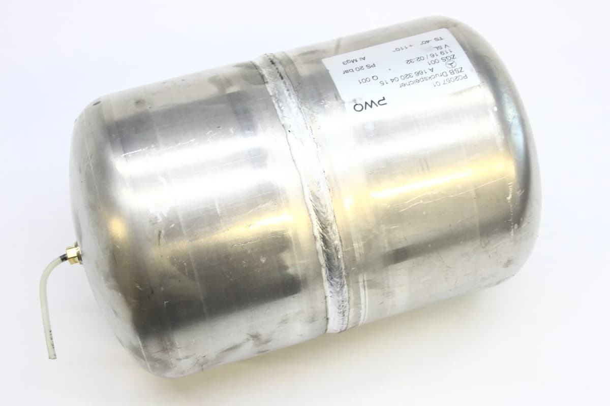 MERCEDES-BENZ GLE W166 2016 Air Suspension Compressor A1663200415