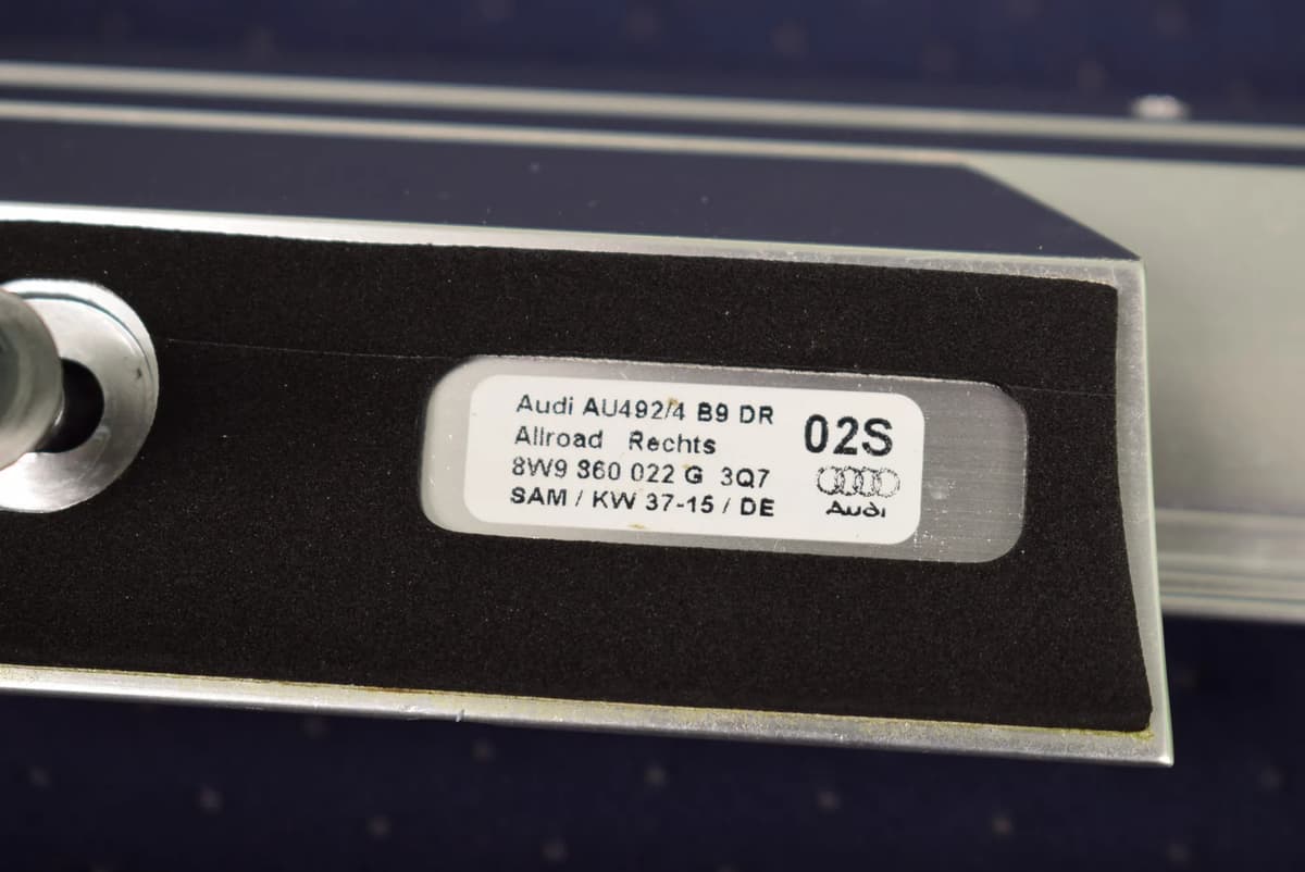 AUDI A4 Allroad 8WH, B9 2016 Right Side Roof Rail 8W9860022G