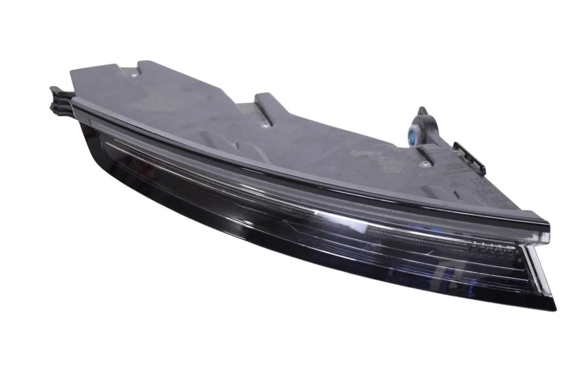 Porsche Taycan 4S Tail Light Rear Left 9JA945207F 2021 LHD 27874966