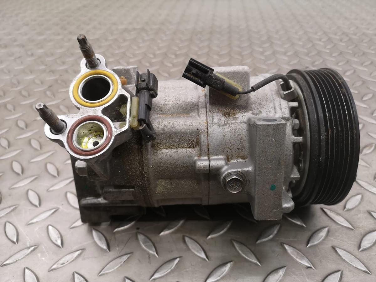Volvo XC60 T4 A/C Compressor Pump 32260849 2019 RHD 28000768