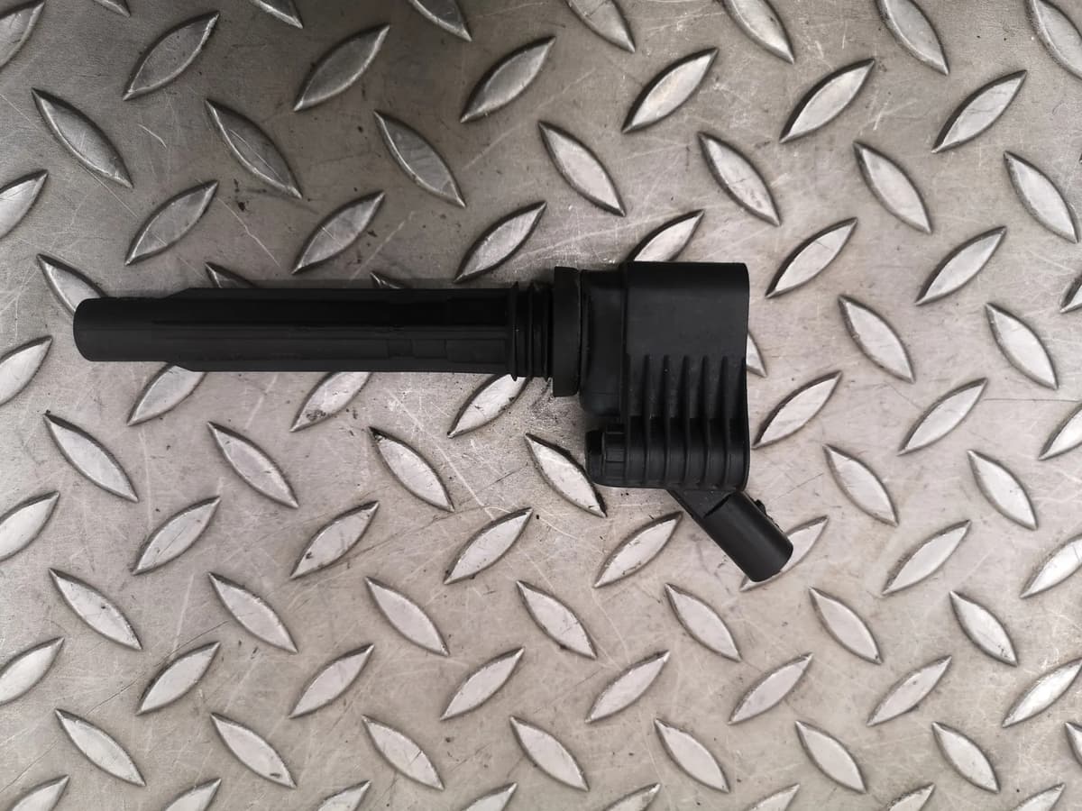VW Golf mk7 1.8 TSI Ignition Coil 06K905110K 2017 28486721