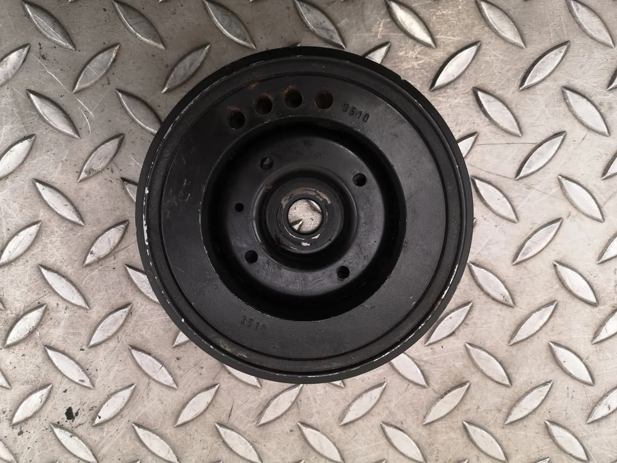 Audi A6 4G C7 Crankshaft Pulley 06H105243G 2.0 Petrol 2013 28500653