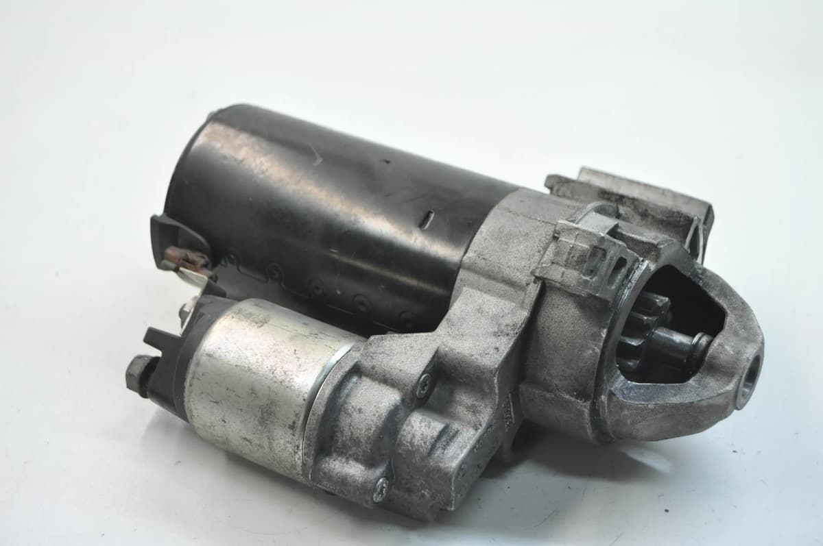BMW X5 F15 M50d 2013 LHD Engine Starter Motor 8579382 2940841