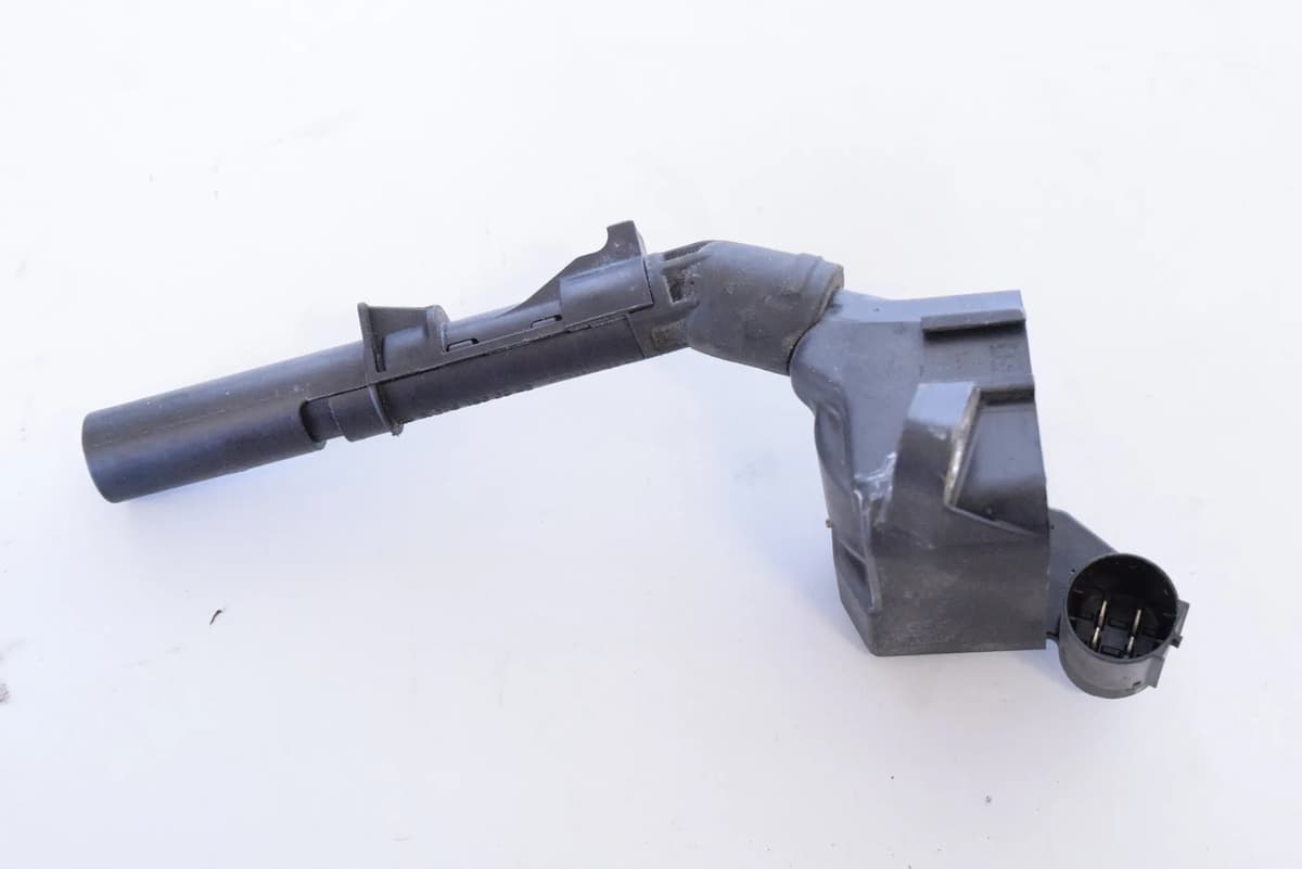 MERCEDES-BENZ E W213 High Voltage Ignition Coil A2769067900 3.0 Petrol 31384625