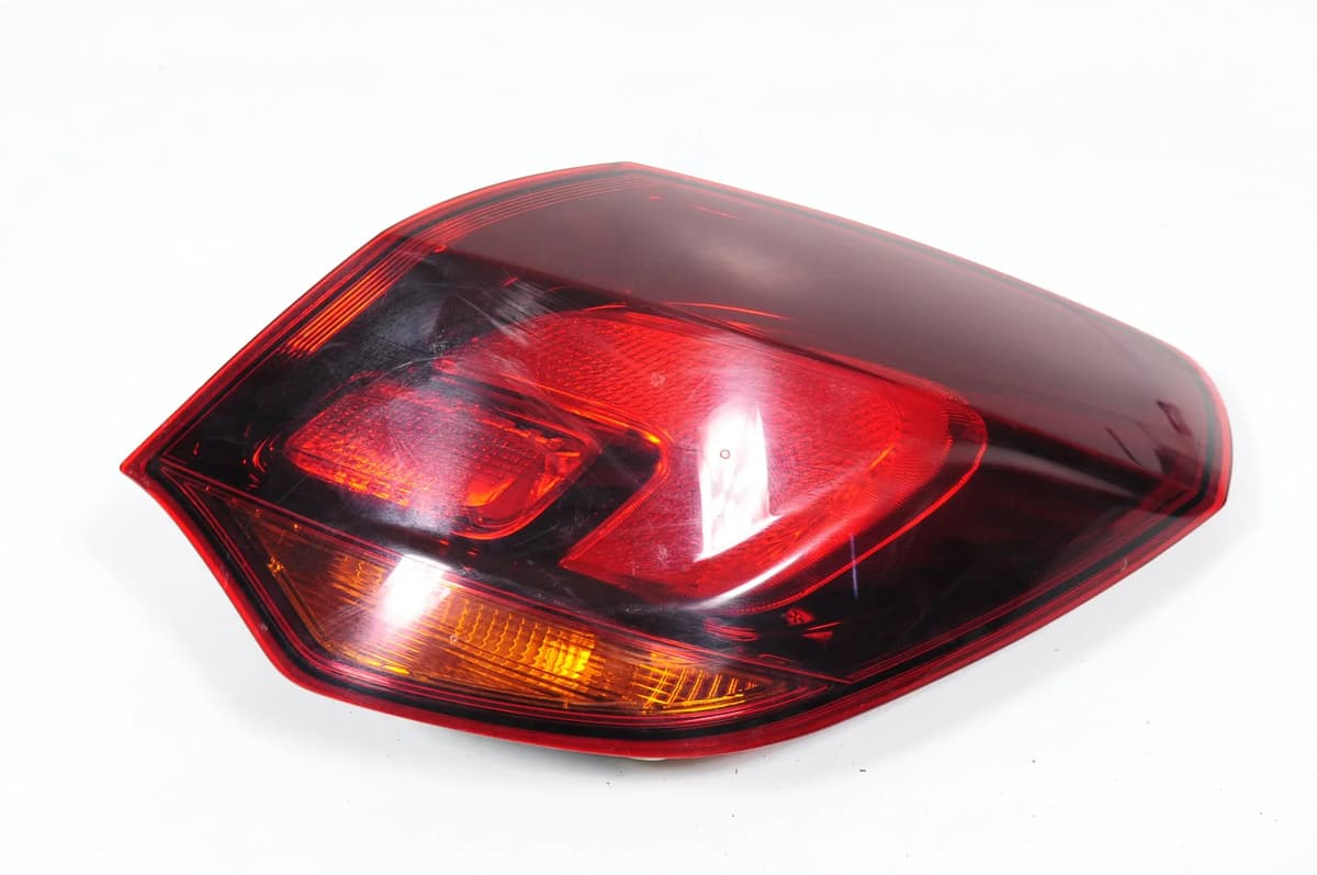 OPEL ASTRA J 1.7 CDTI 2012 RHD Rear Tail Light Right Side 3280281