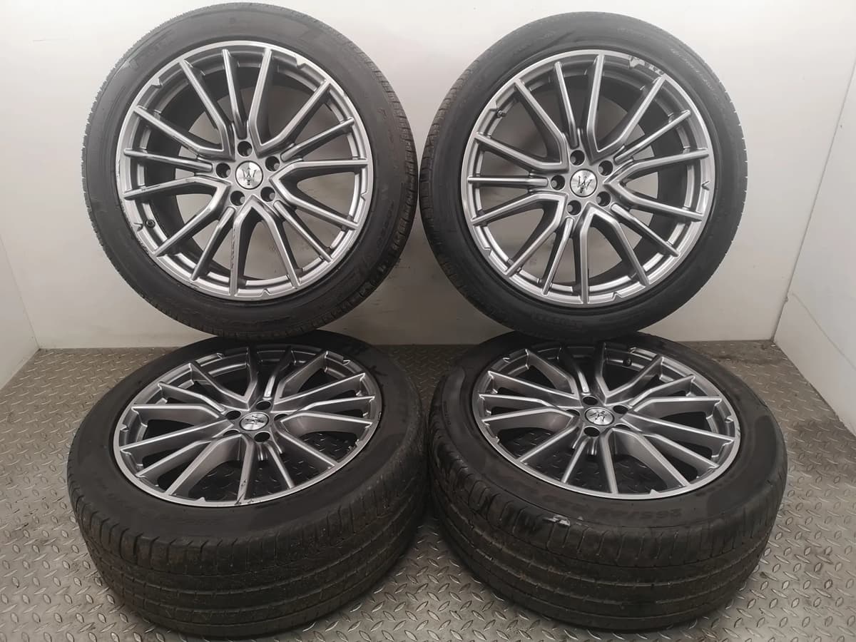 MASERATI LEVANTE SUV M161 Alloy Wheel Set 670138236 2019 32842291