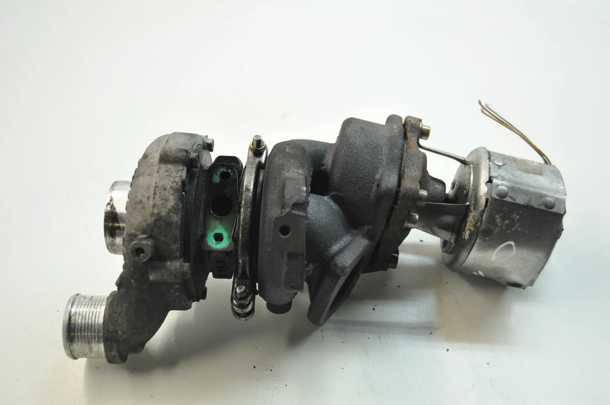JAGUAR XF 3.0 D 2009 RHD TURBO TURBOCHARGER AX2Q-6K682-BC AX2Q-6K682-CA