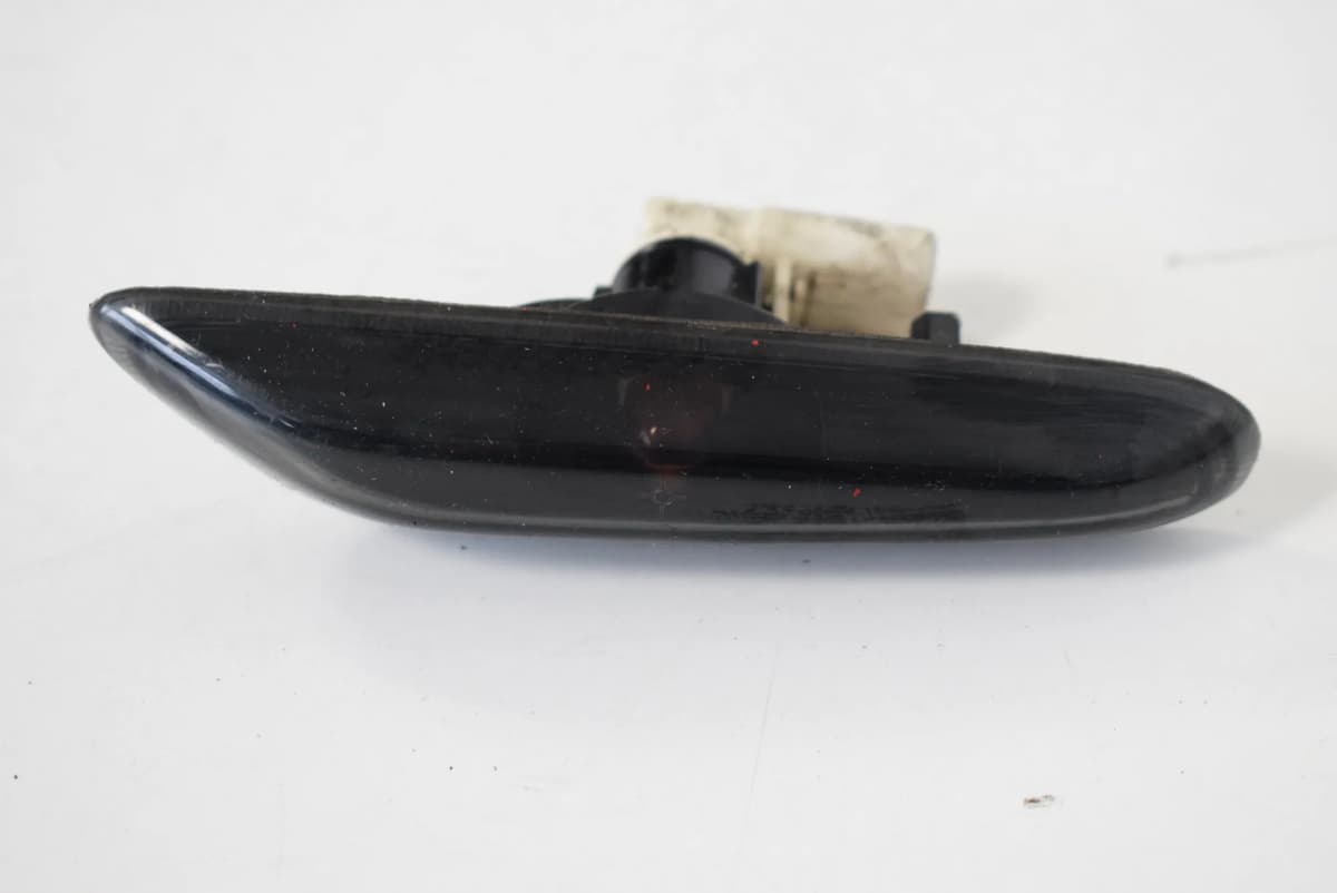 BMW 3 E90 2008 Front Left Fender Turn Signal 6939816
