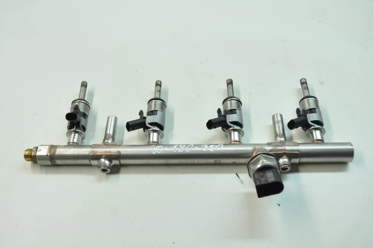 AUDI Q5 FY 2018 Fuel Rail 06K133317H
