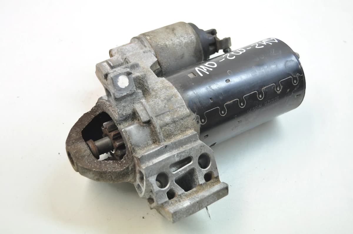 BMW 3 F30, F80 2012 Starter Motor 8570383